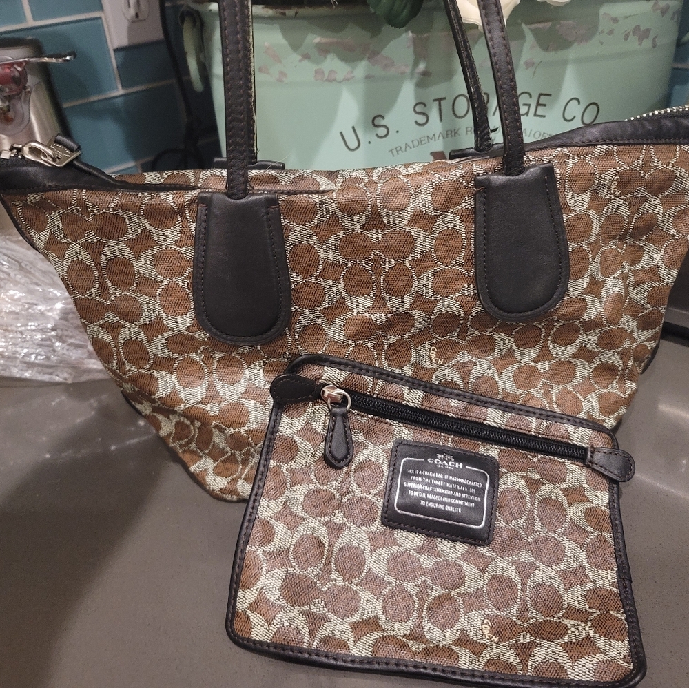 Coach Tote